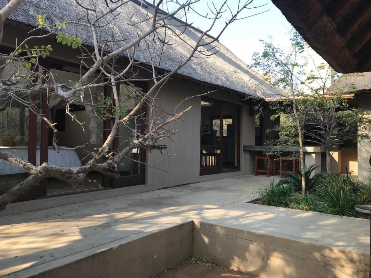 11 Raptors Lodge Hoedspruit Extérieur photo