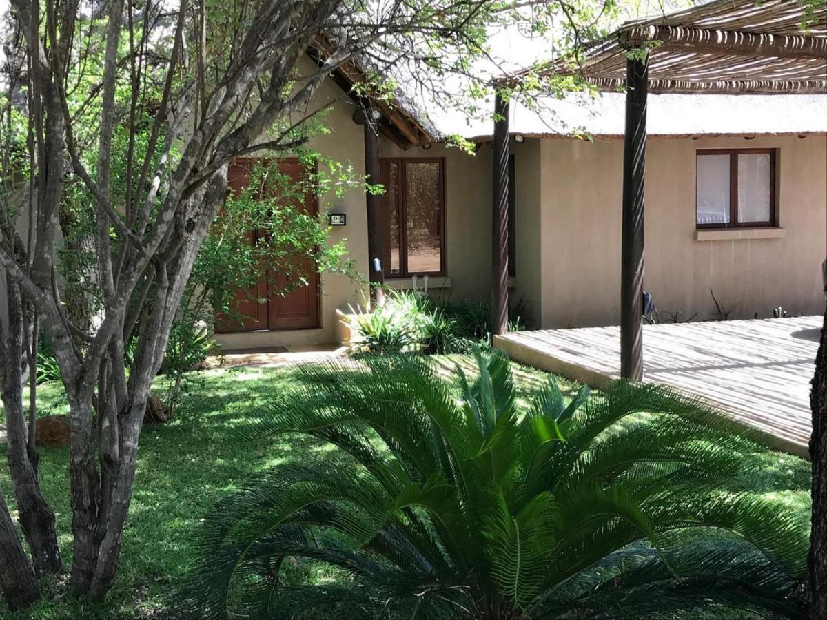 11 Raptors Lodge Hoedspruit Extérieur photo