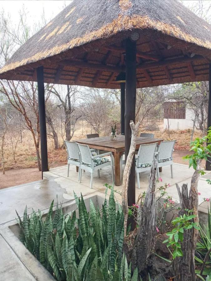 11 Raptors Lodge Hoedspruit Extérieur photo